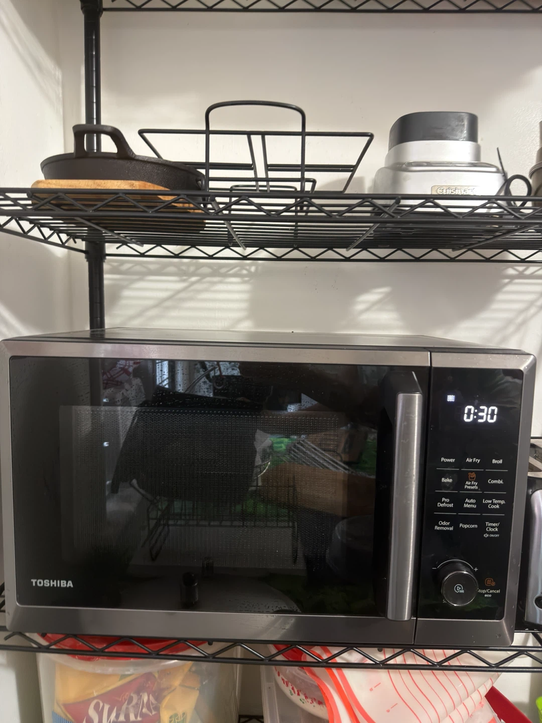 Toshiba Microwave Oven with Air Fry