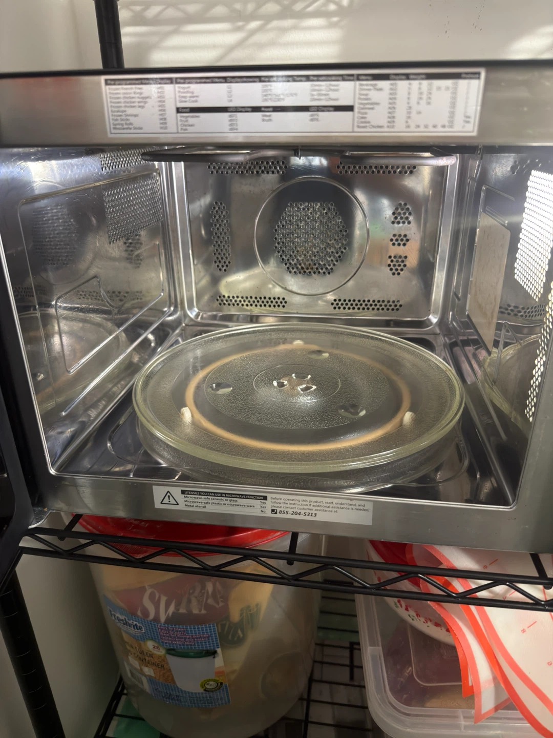 Toshiba Microwave Oven with Air Fry - photo 3