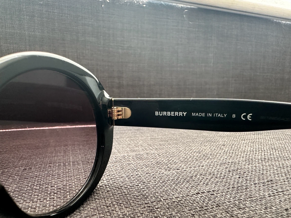 Burberry Sunglasses - photo 3