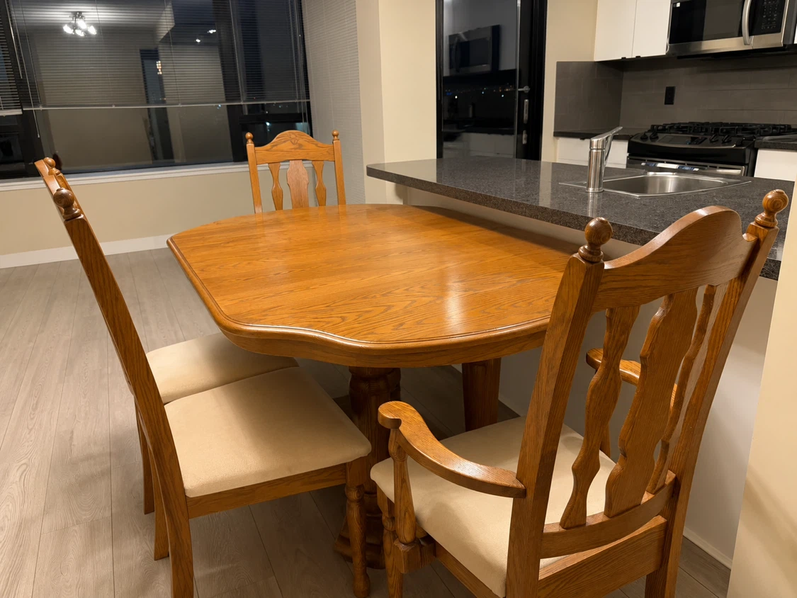 Free wooden table
