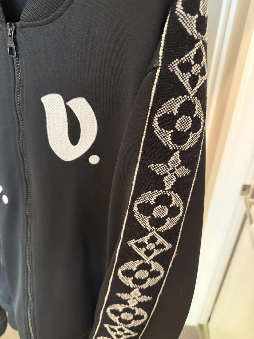 Louis Vuitton jacket - photo 2