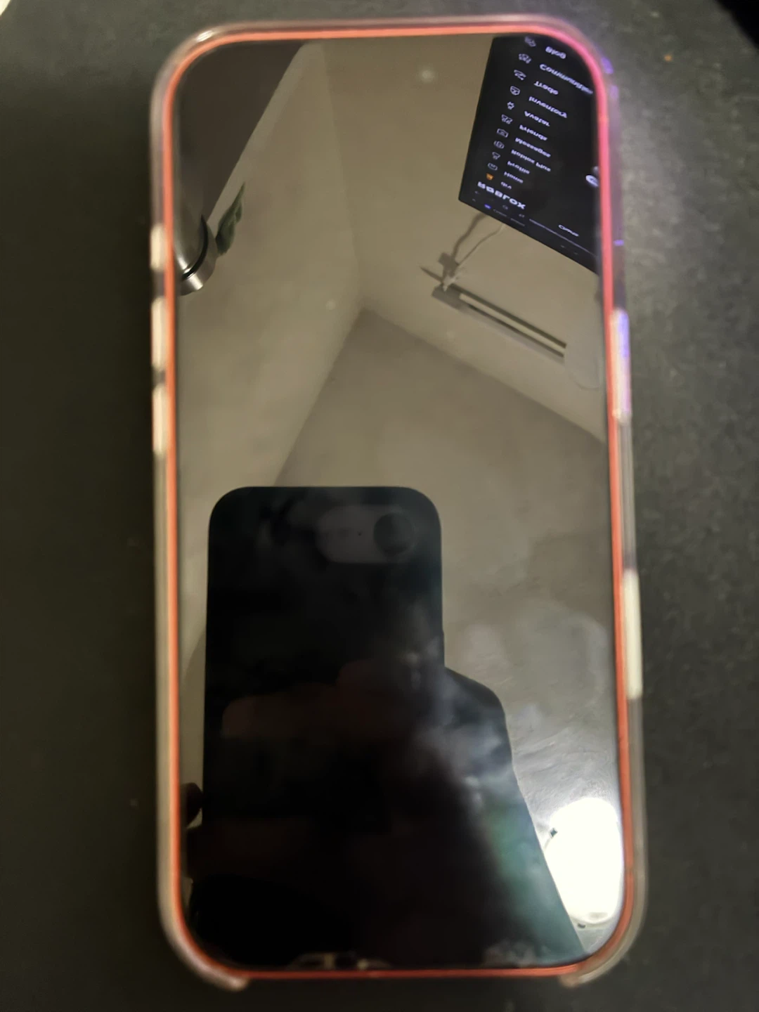 Apple iPhone 17 Pro - photo 2