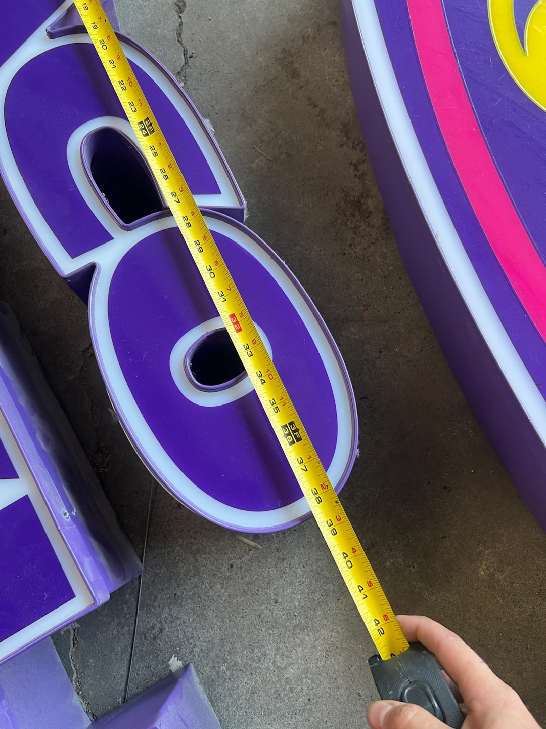 Taco Bell Illuminated Sign Letters & Bell Logo - photo 3