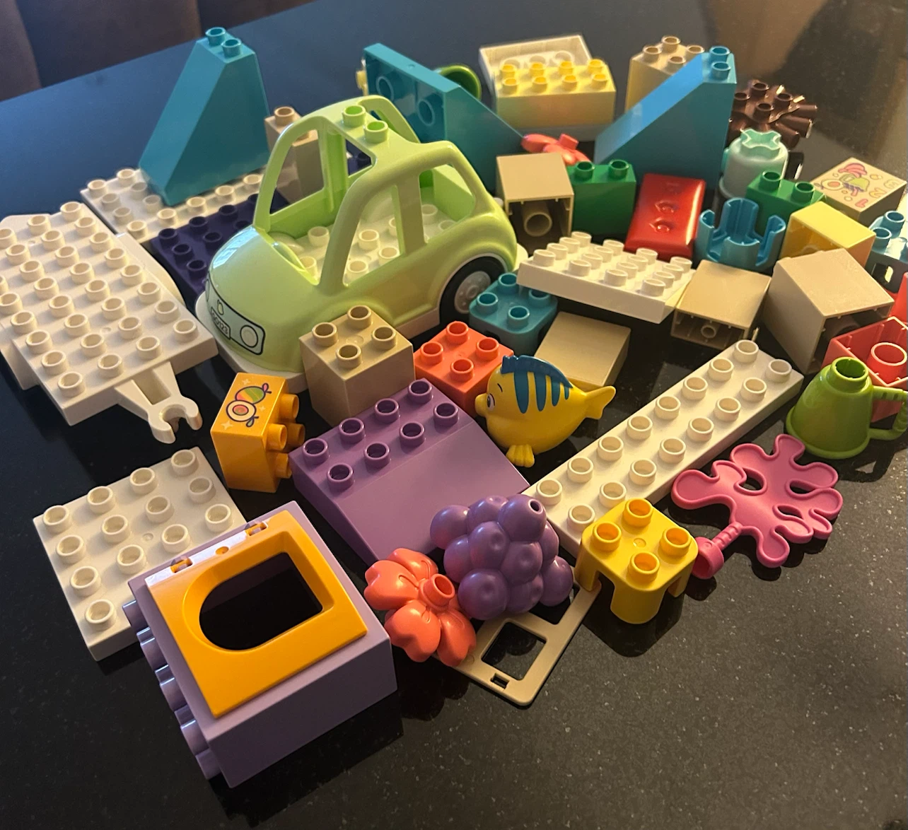 LEGO Duplo Family House on Wheels (10986) Building Toy Set - photo 3