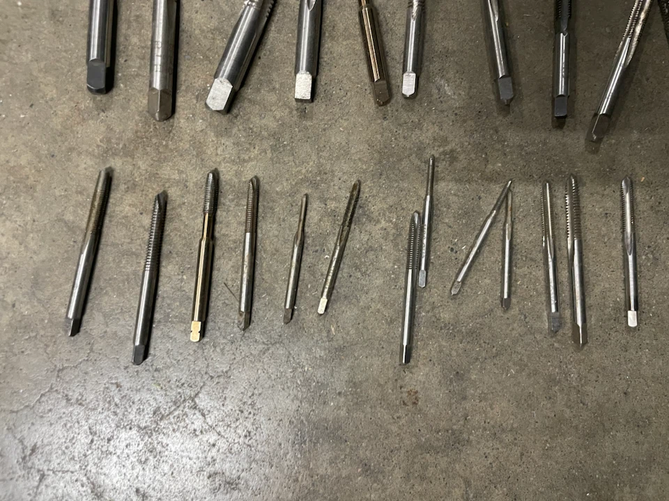 Assorted Metal Taps and Dies Set - photo 3