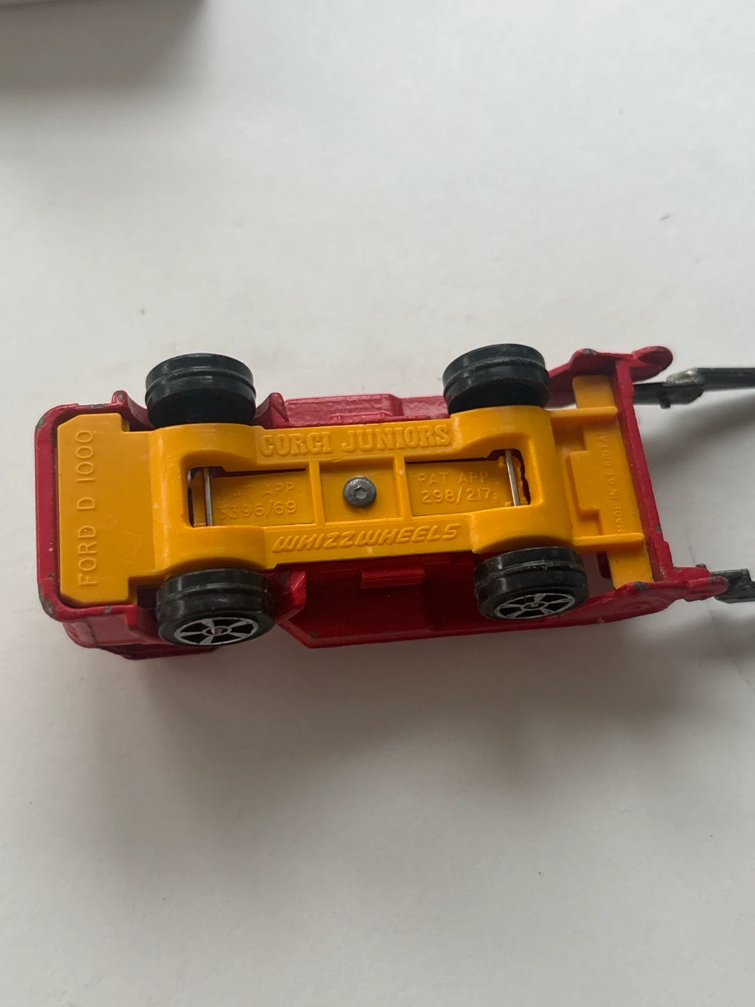Corgi Juniors Ford D 1000 Burmah Tanker Truck Toy - photo 4