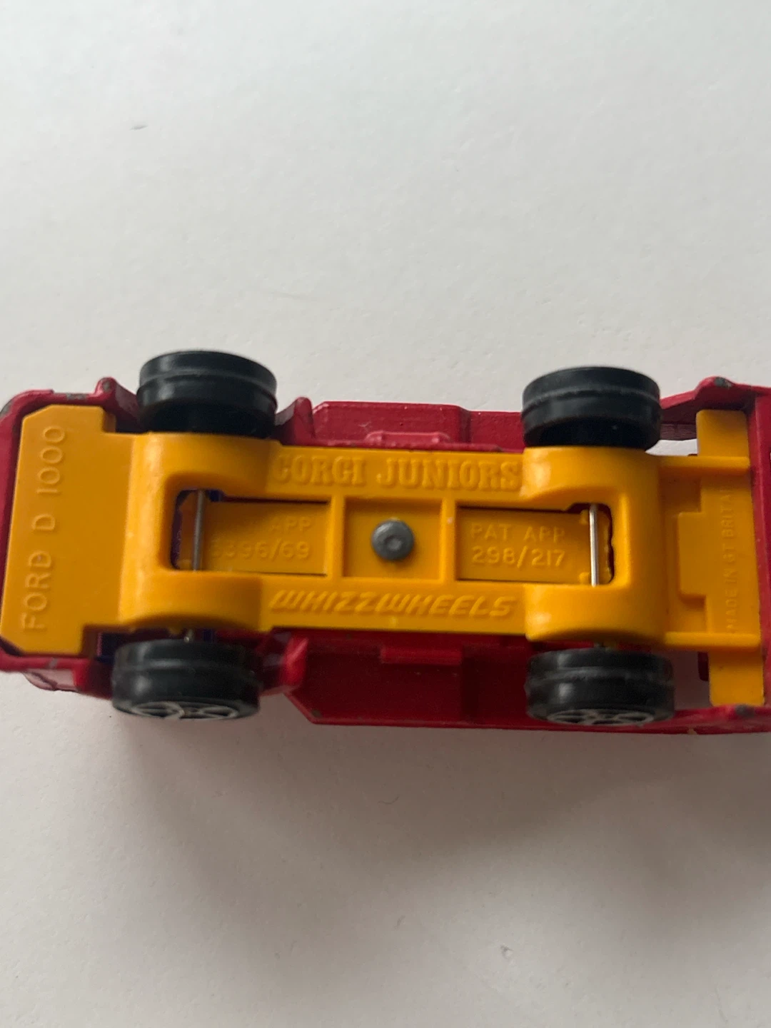 Corgi Juniors Ford D 1000 Burmah Tanker Truck Toy - photo 5
