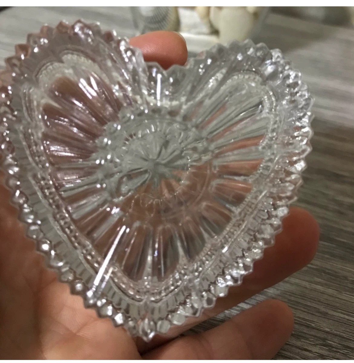 Cute Glass Heart Trinket Box - photo 2