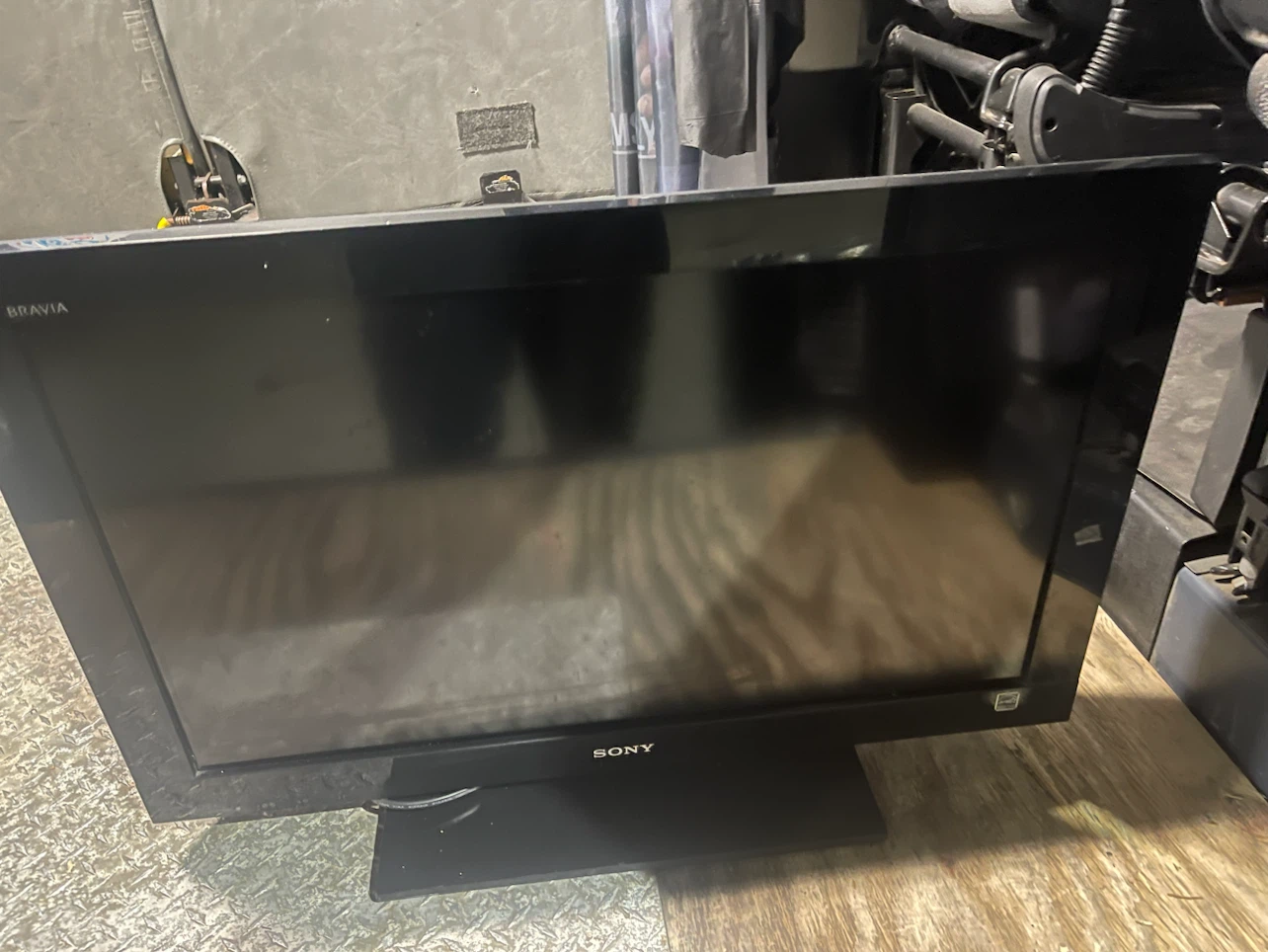 Sony KDL-32BX300 BRAVIA LCD TV