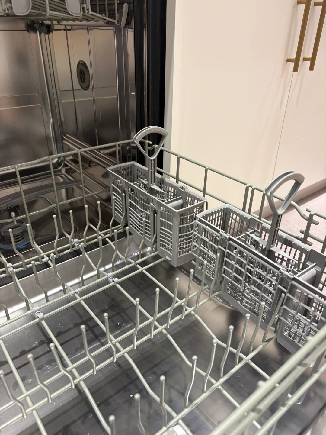 Bosch Stainless Steel Dishwasher - photo 3