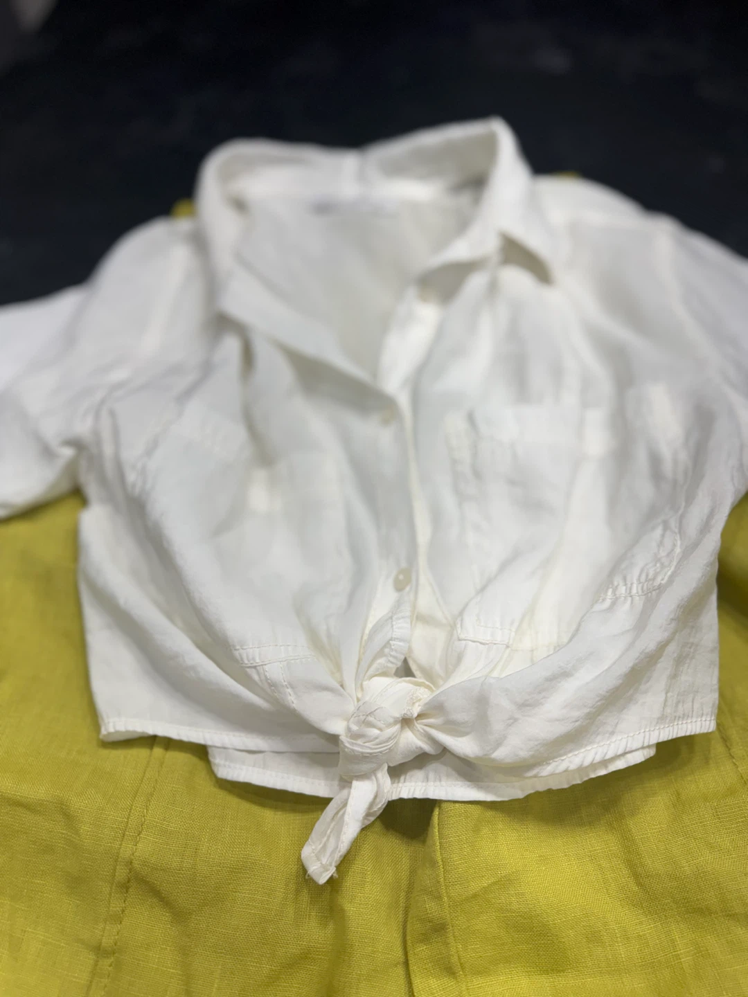 Zara White Crop Shirt & Yellow Linen Pants Set - photo 3