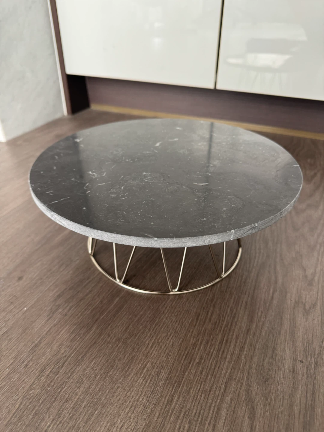Grey Marble Cake Stand with Wire Base