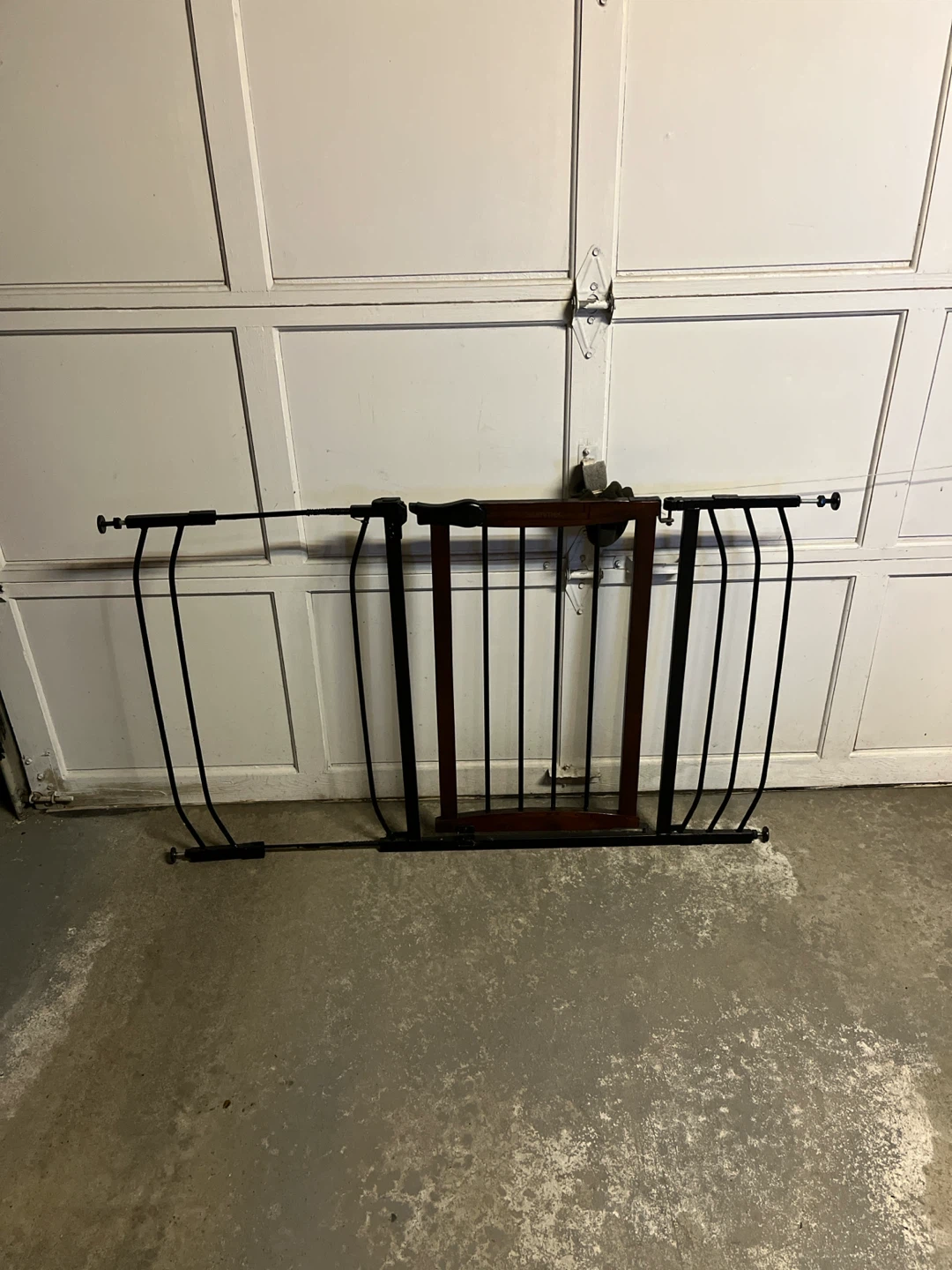 Metal and Plastic Baby Gate - photo 3
