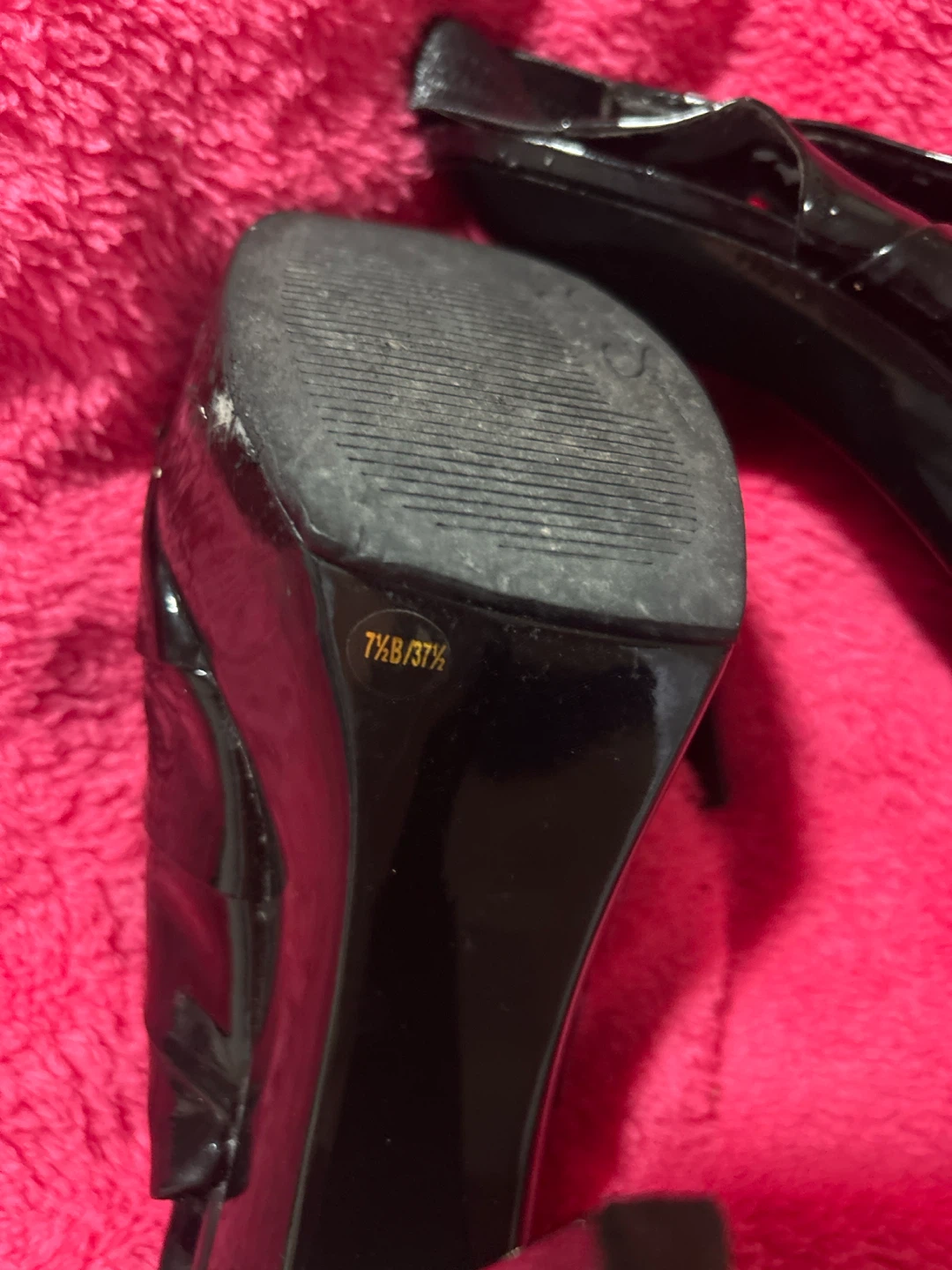 Jessica Simpson Black Patent Heels - Size 7.5 - photo 4