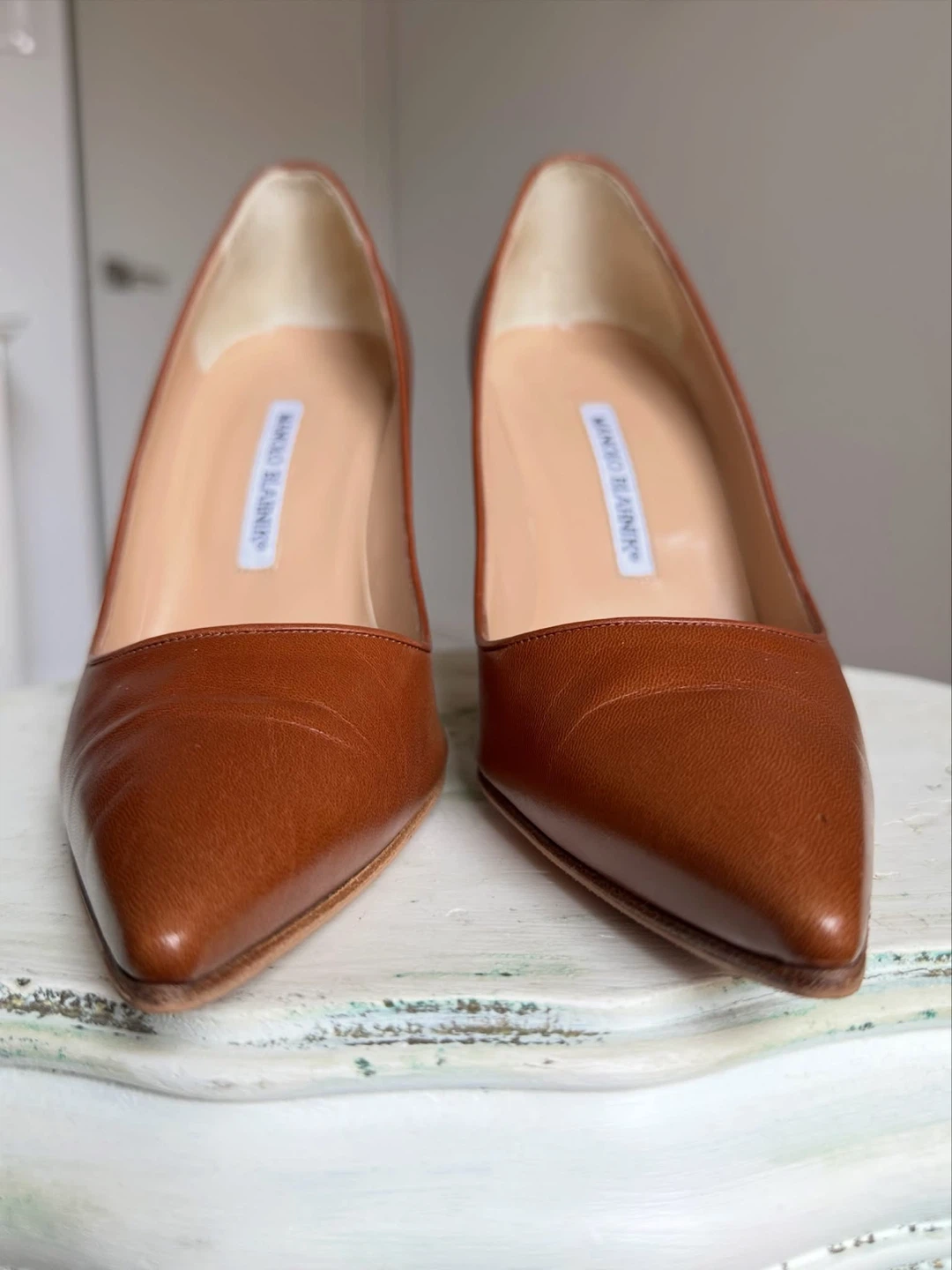 Manolo Blahnik Cognac Tan Heels - photo 4
