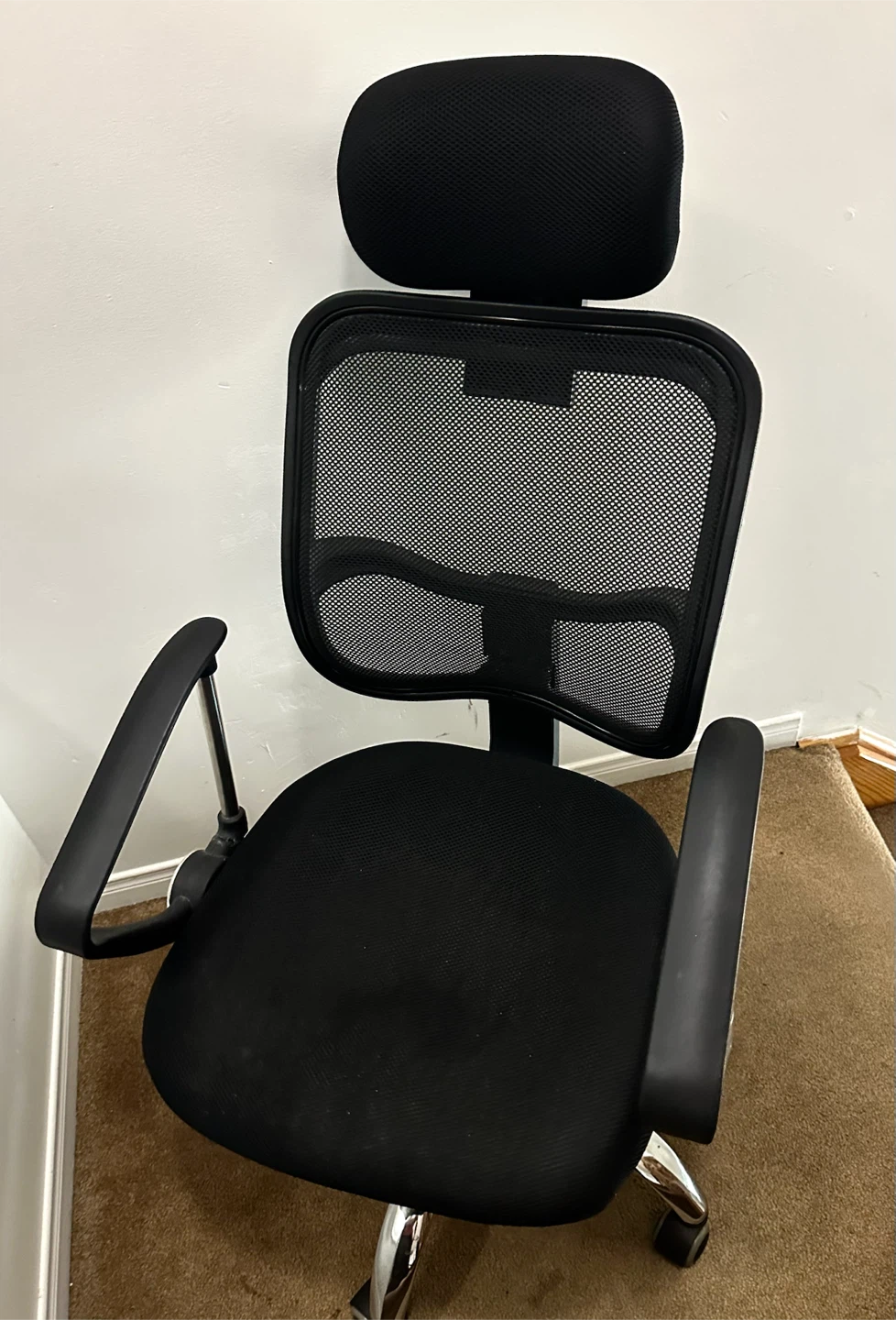Office Chair with Headrest