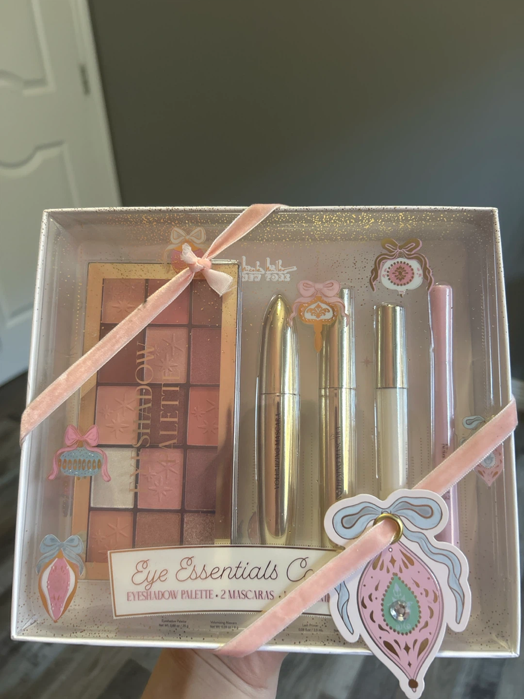 Nicole Miller Eye Essentials Collection Makeup Set