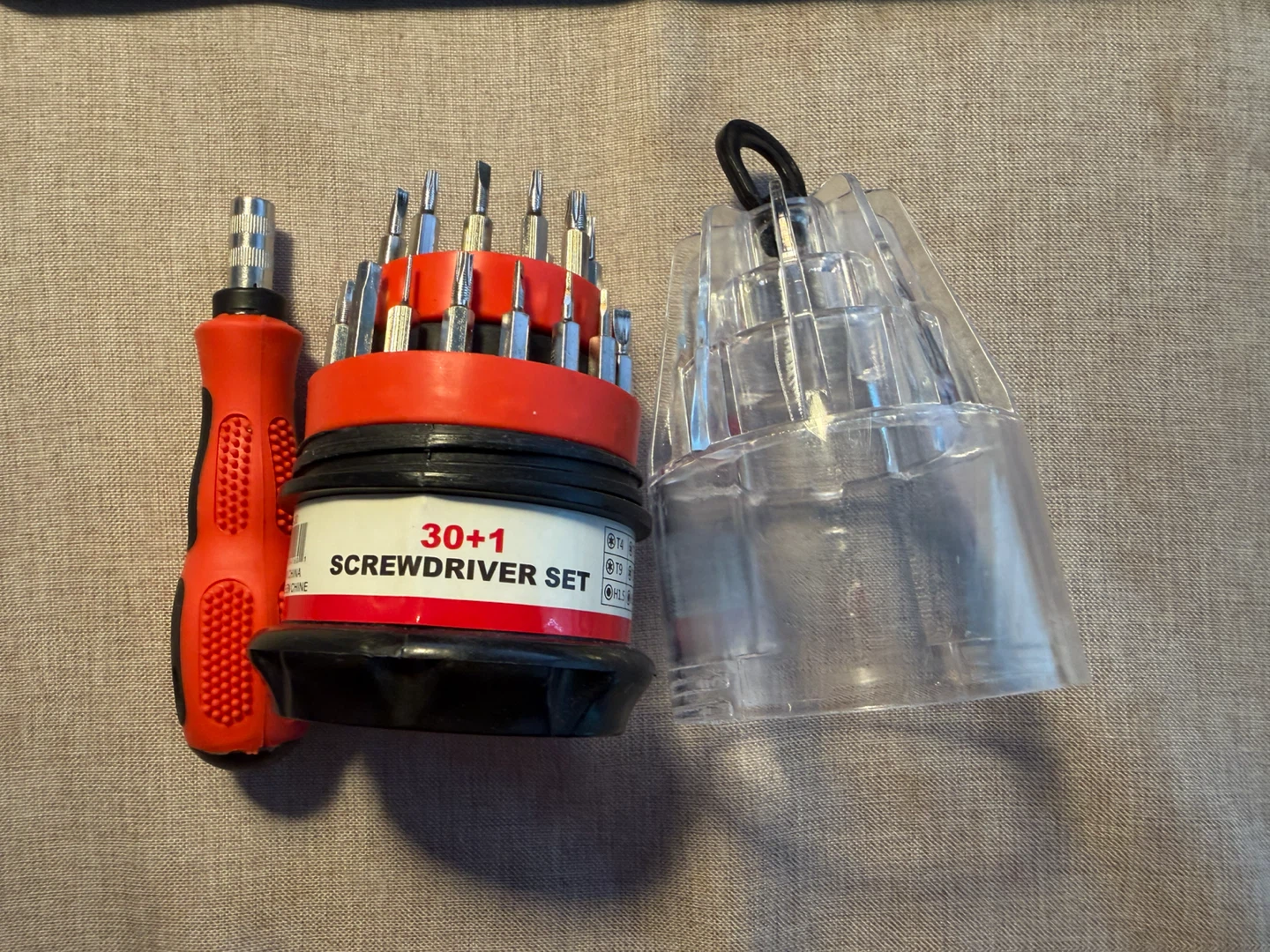 Moving sales: 30+1 Screwdriver Set with Bits