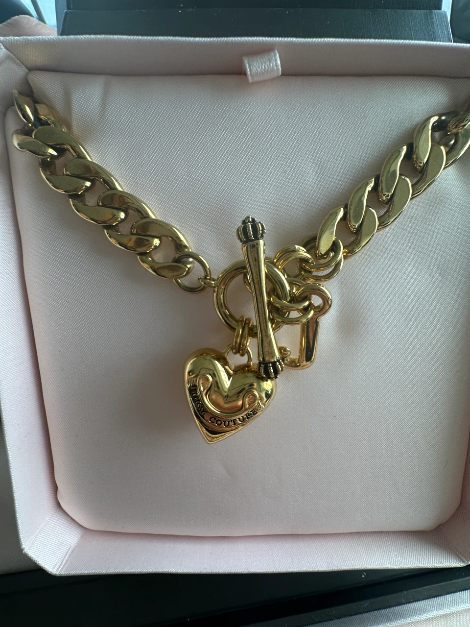 Juicy Couture Gold Tone Necklace & Bracelet Set - photo 2