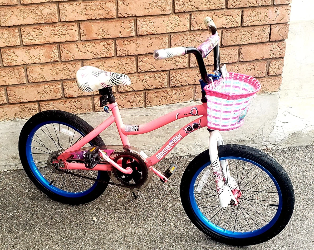 Monster High Pink Kids Bike with Basket