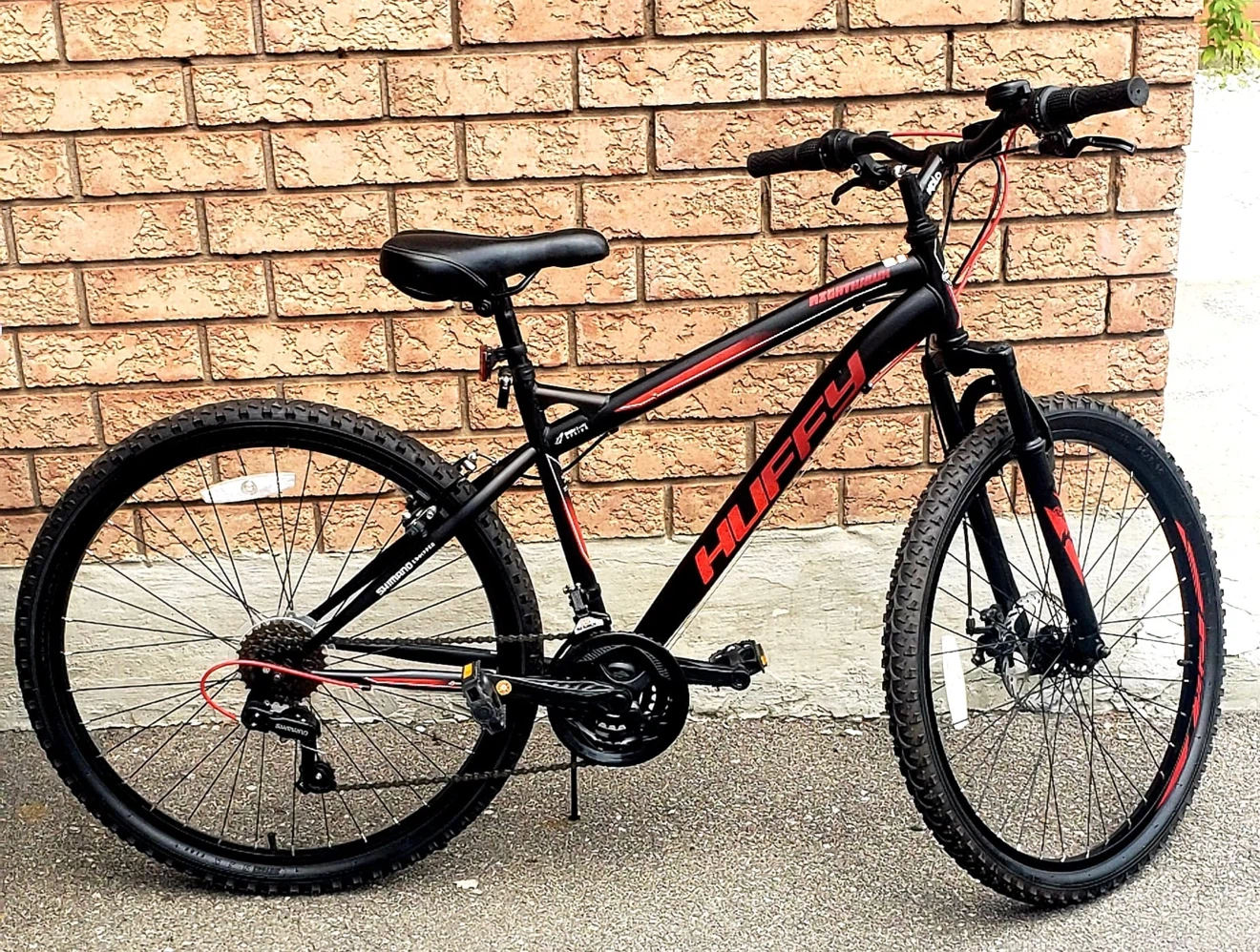 Huffy Mountain Bike 26 inch wheel - photo 2