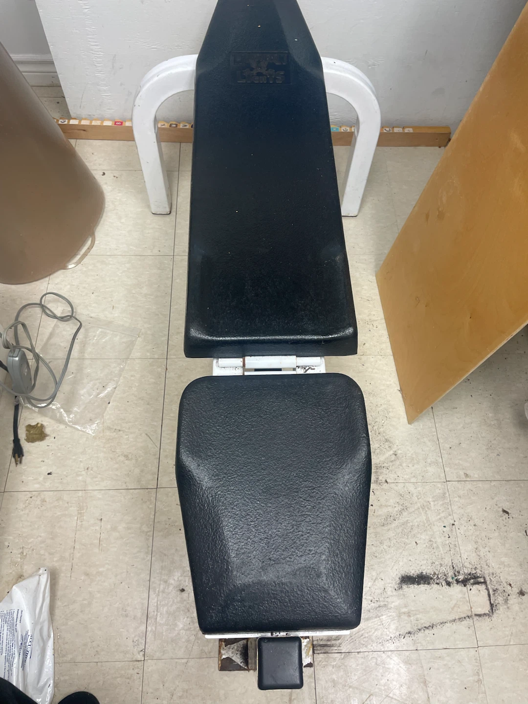 Nautilus Weight Bench