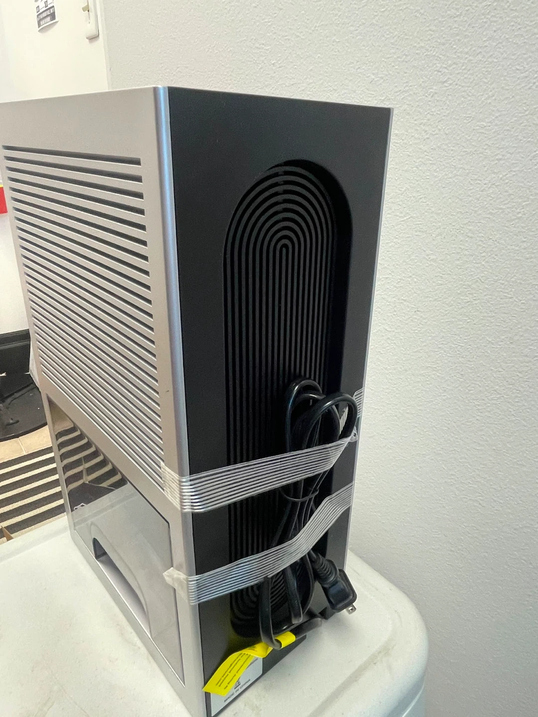 Household Dehumidifier - photo 4