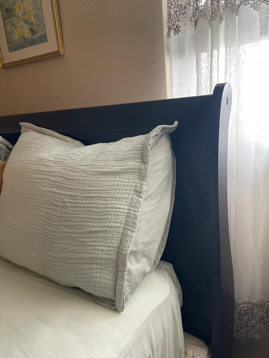 Queen Bed (comes with Mattress and Box springs)