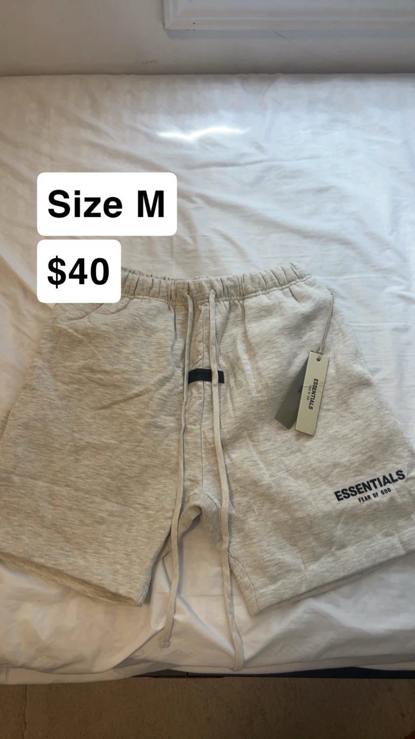 Light oat Essential shorts