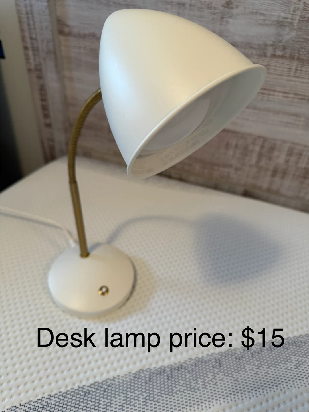 Reading lamp