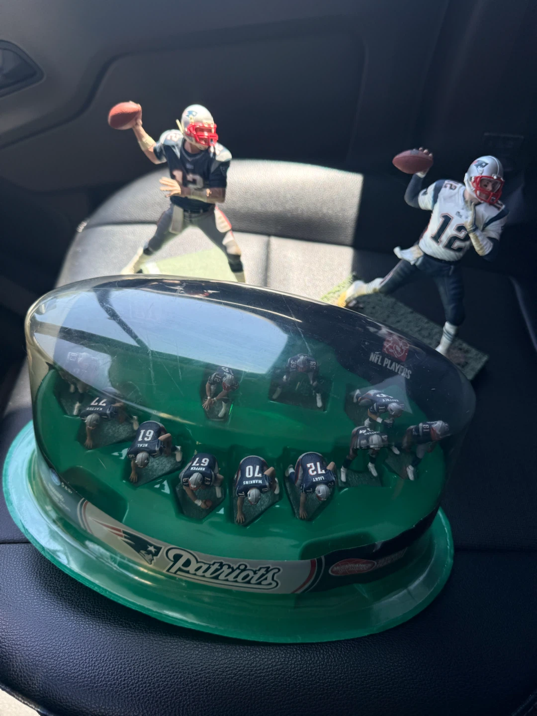 NEW ENGLAND PATRIOTS COLLECTOR’S PACKAGE! - photo 2