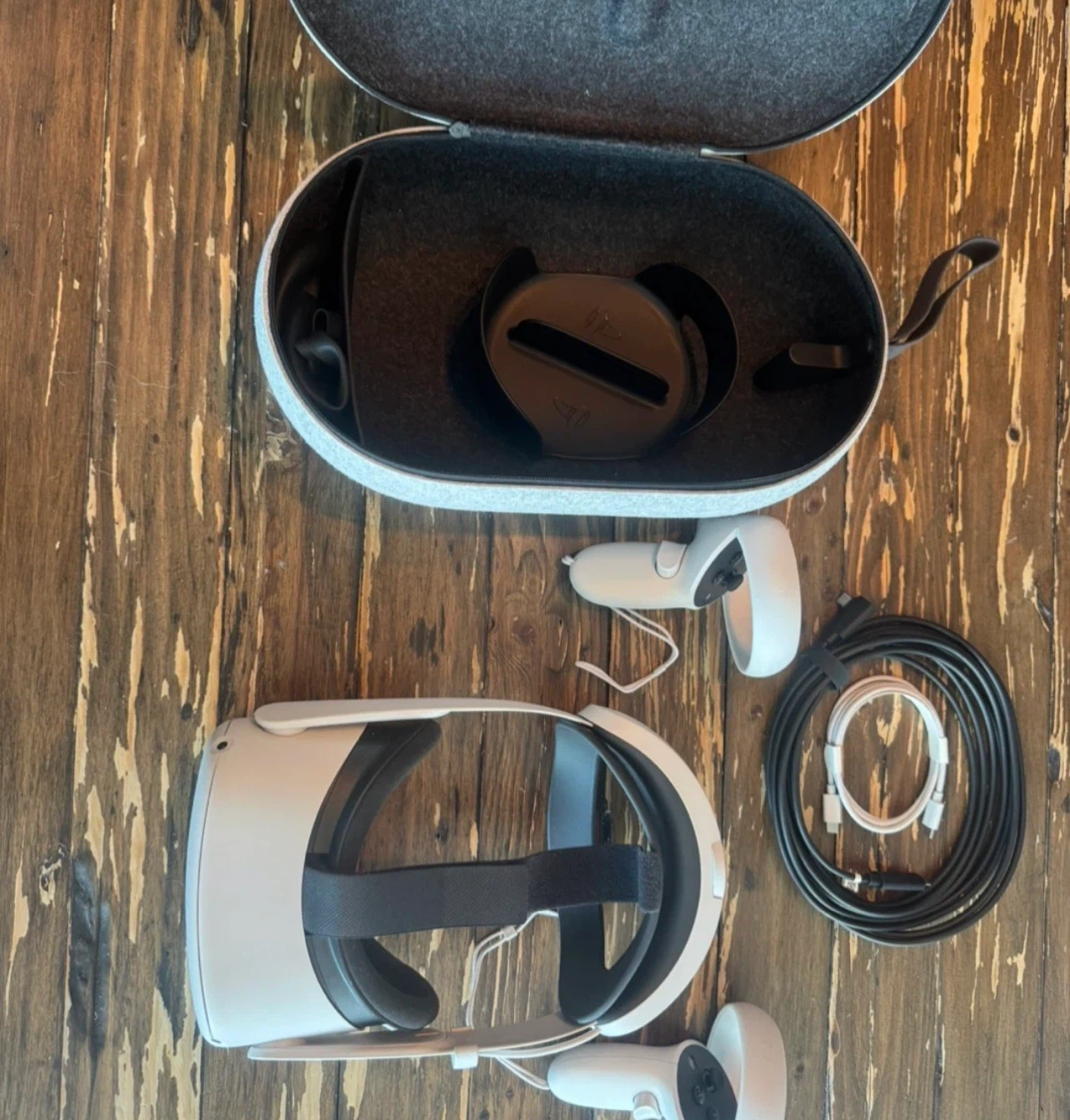 Meta Quest 2 VR Headset with Accessories