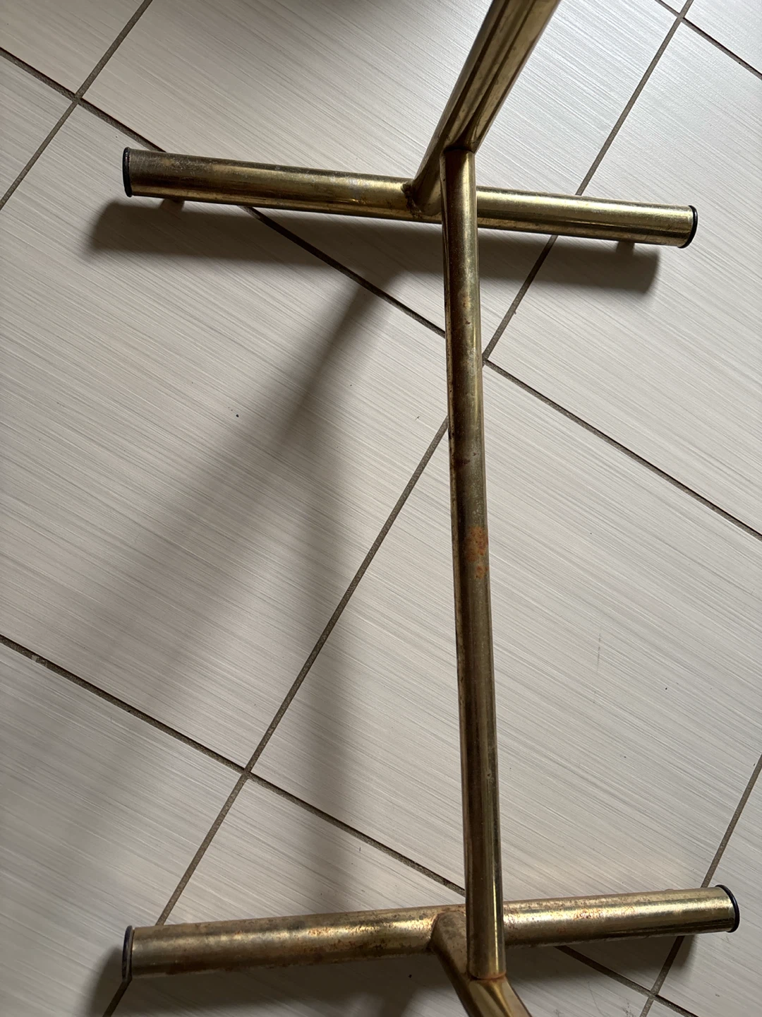 Gold Tone Towel Rack - photo 2