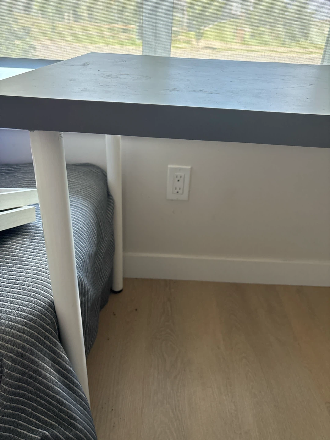 Dell Monitor and Desk Combo - photo 2