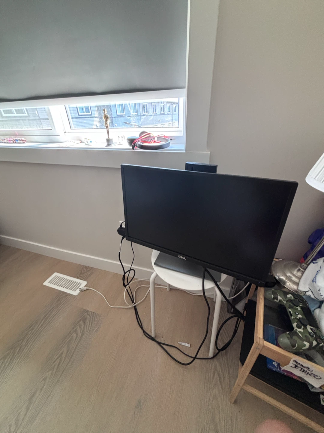 Dell Monitor and Desk Combo - photo 3