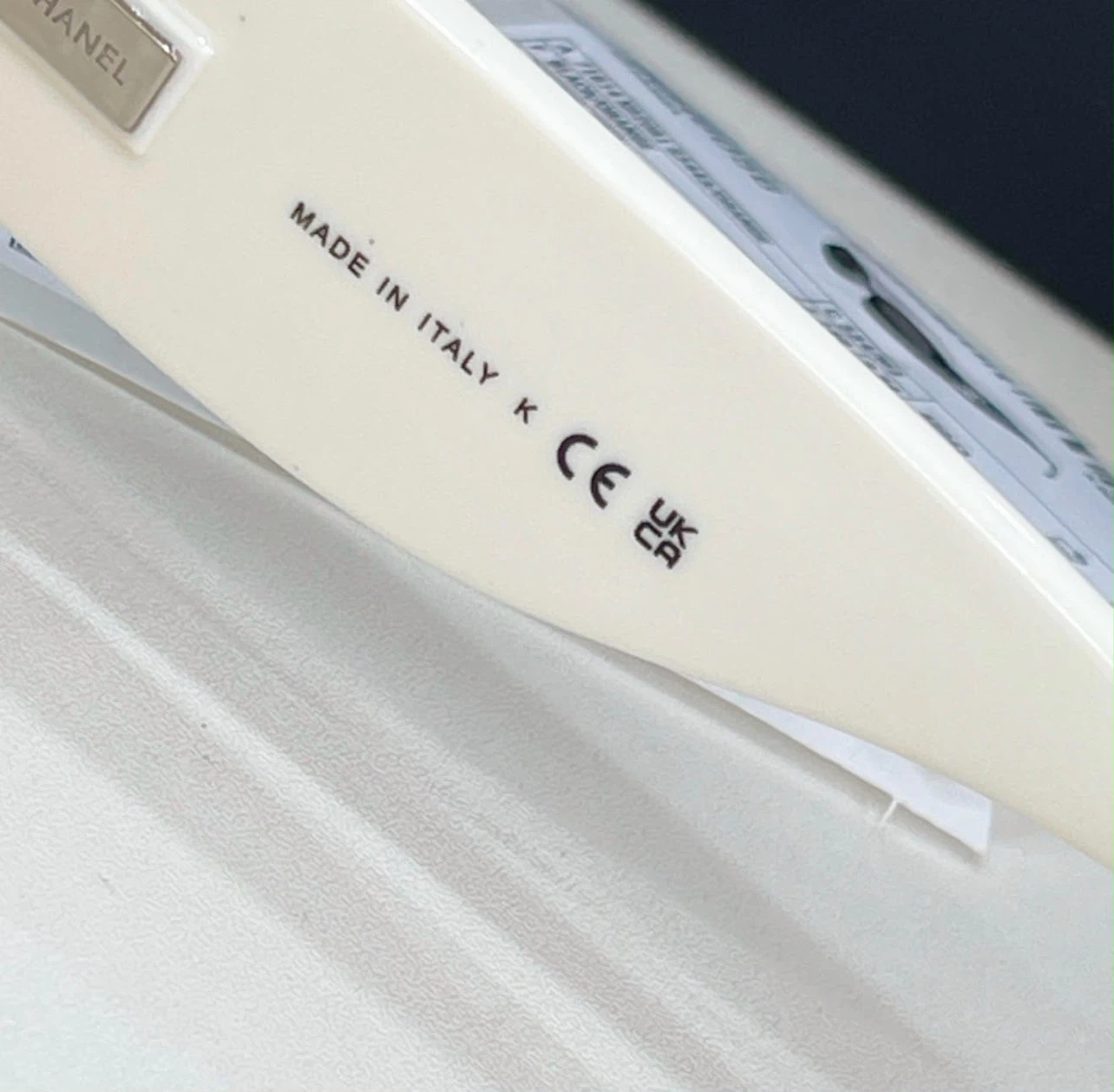 Chanel Sunglasses - photo 3