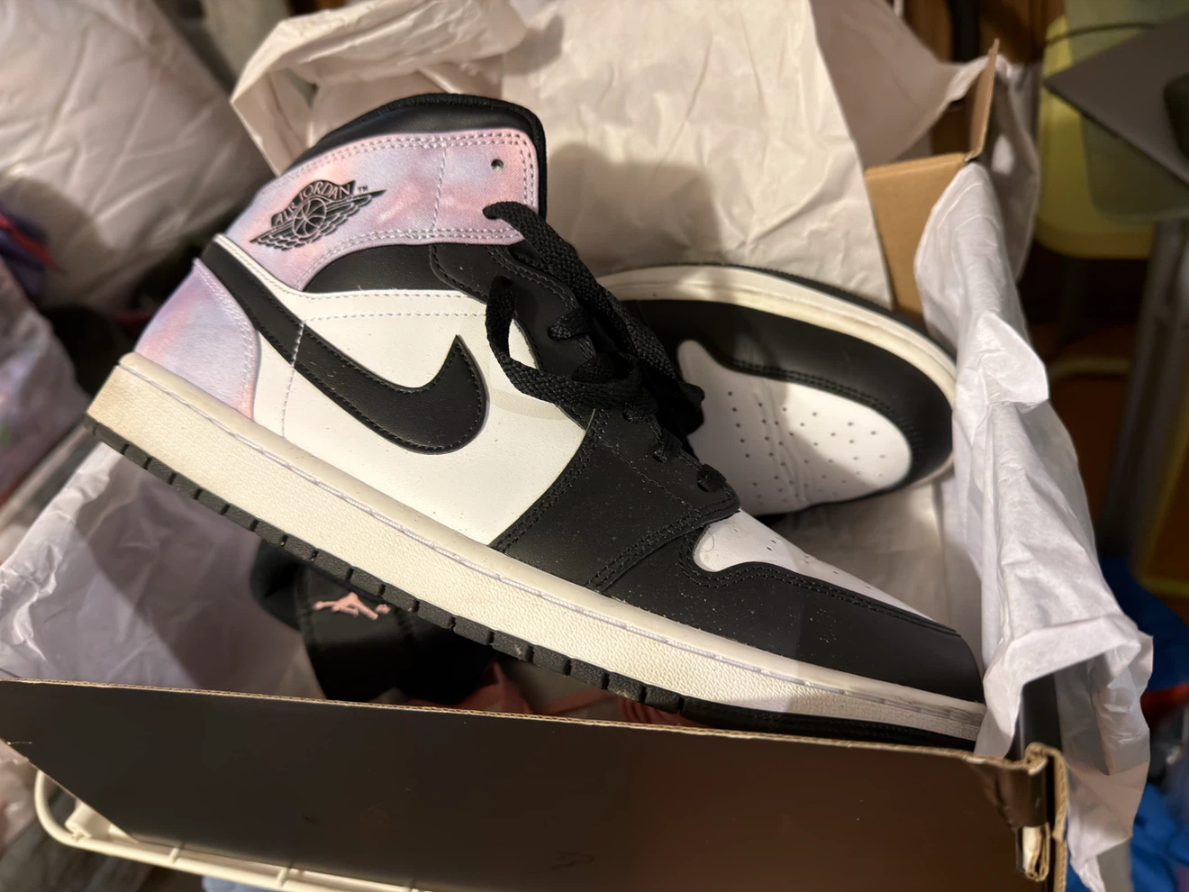 Air Jordan 1 Mid SE
