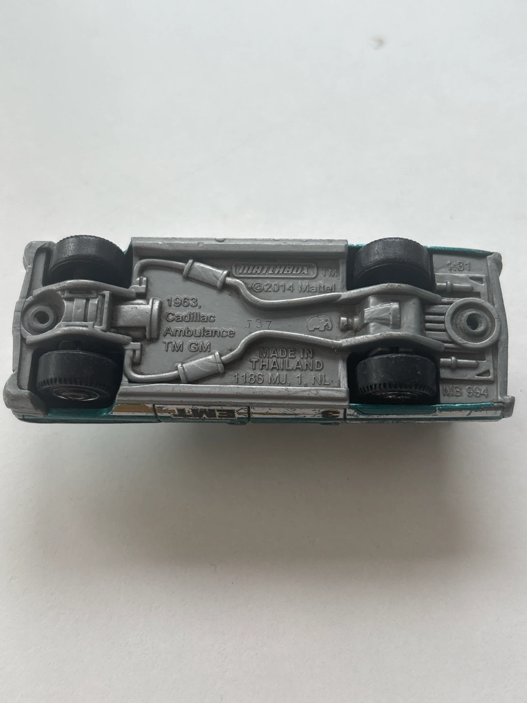 Matchbox 1953 Cadillac Ambulance Toy Car - photo 3
