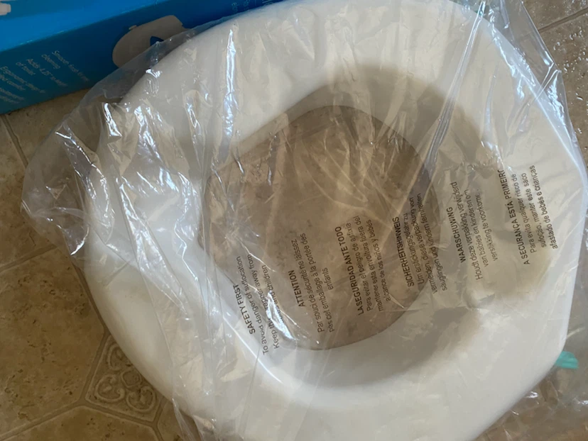 Caix Safe Lock Raised Toilet Seat - photo 4