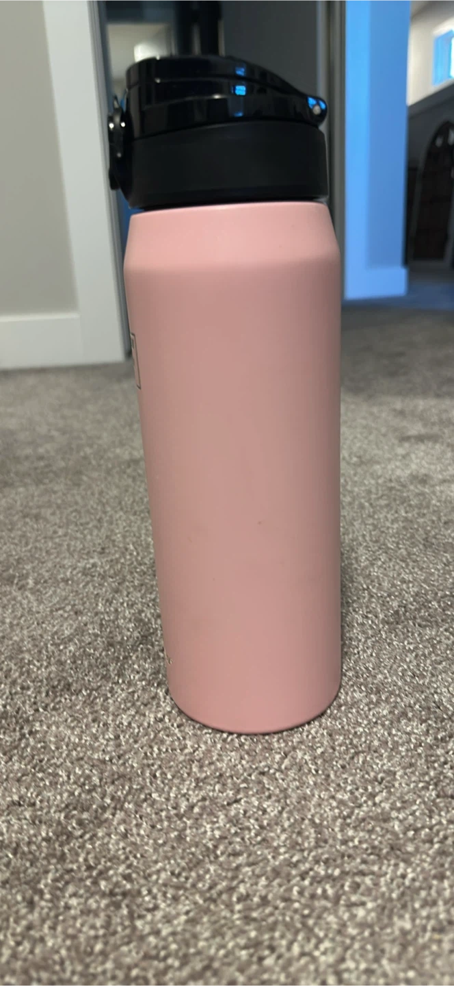 Fanahaw Pink Water Bottle - photo 3