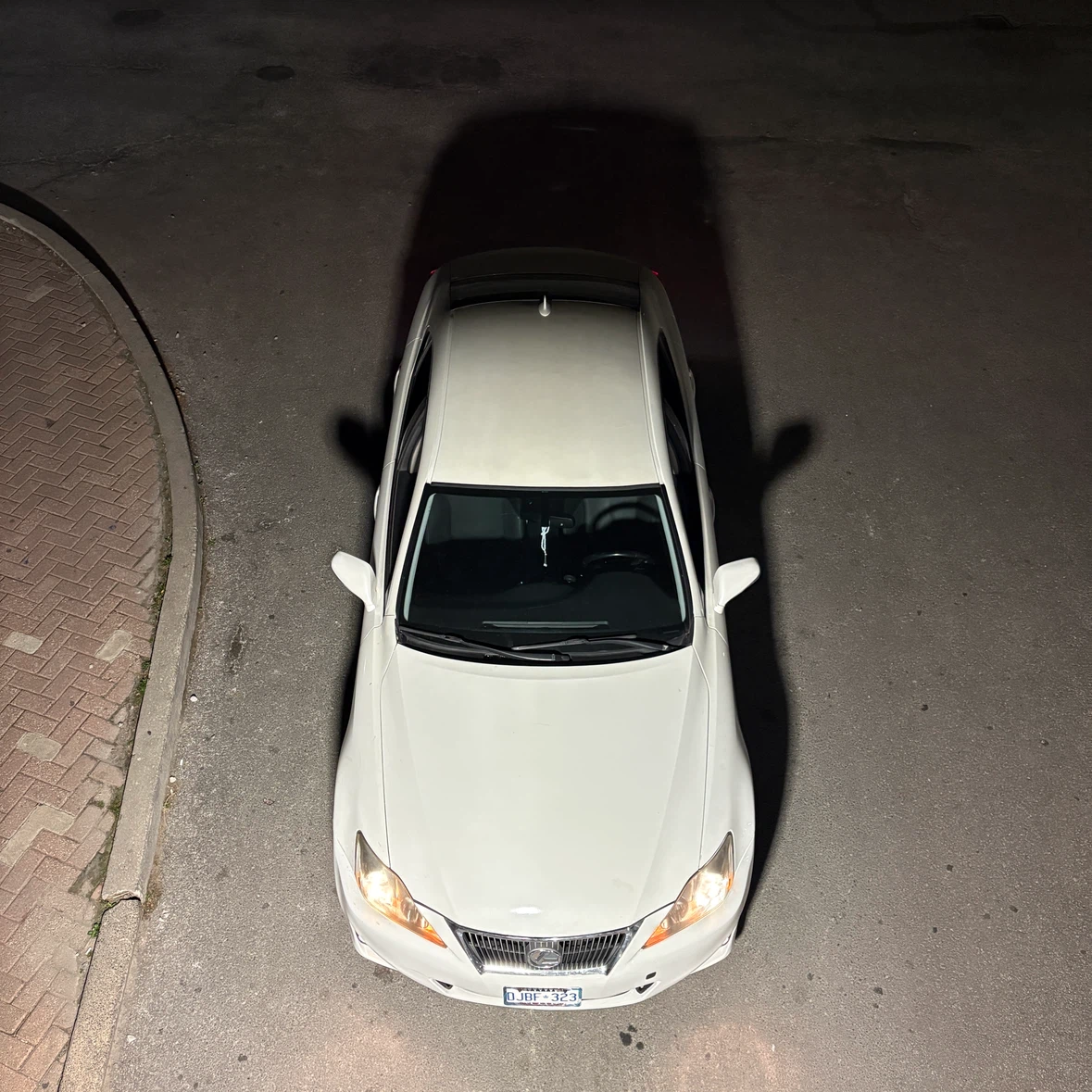 Lexus IS 250 AWD White Sedan - photo 2