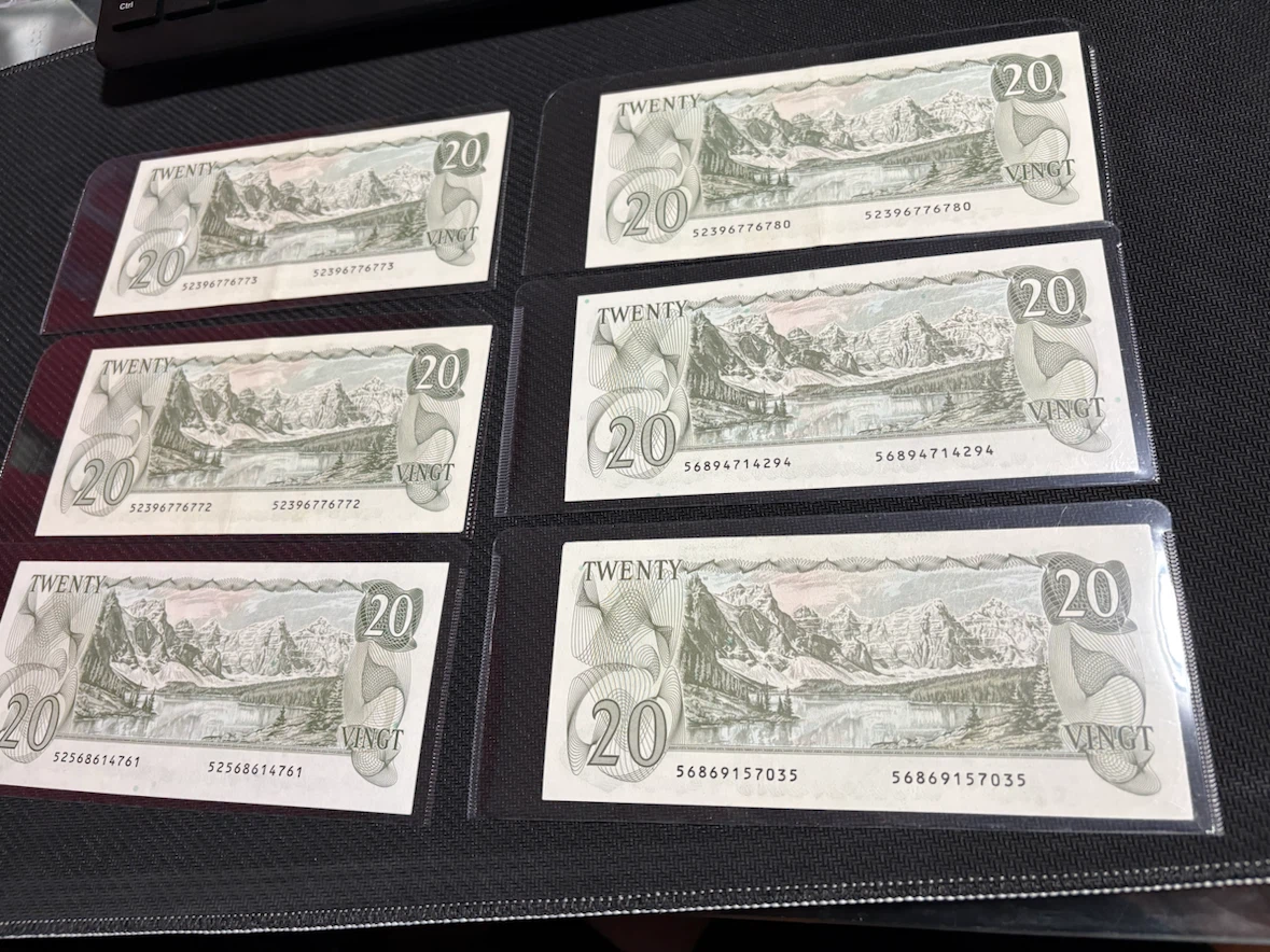 Canada 20 Dollar Bank Notes - price per - minimal circulation - photo 2