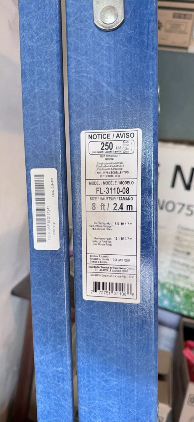 Featherlite 8 ft Fiberglass Ladder - photo 3