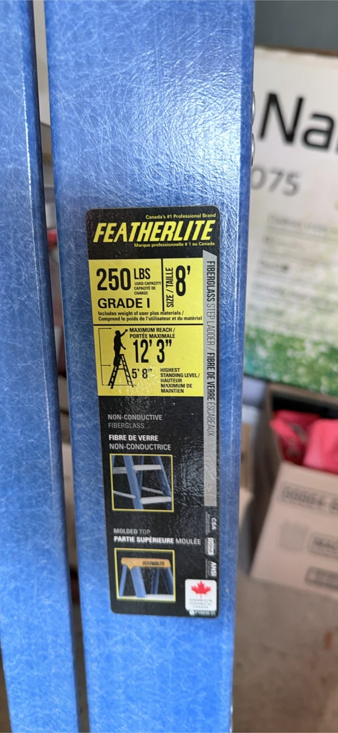 Featherlite 8 ft Fiberglass Ladder - photo 4