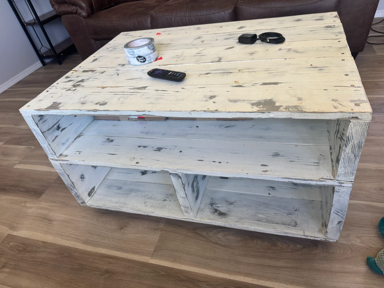 White and Grey Wash Coffee Table - photo 2