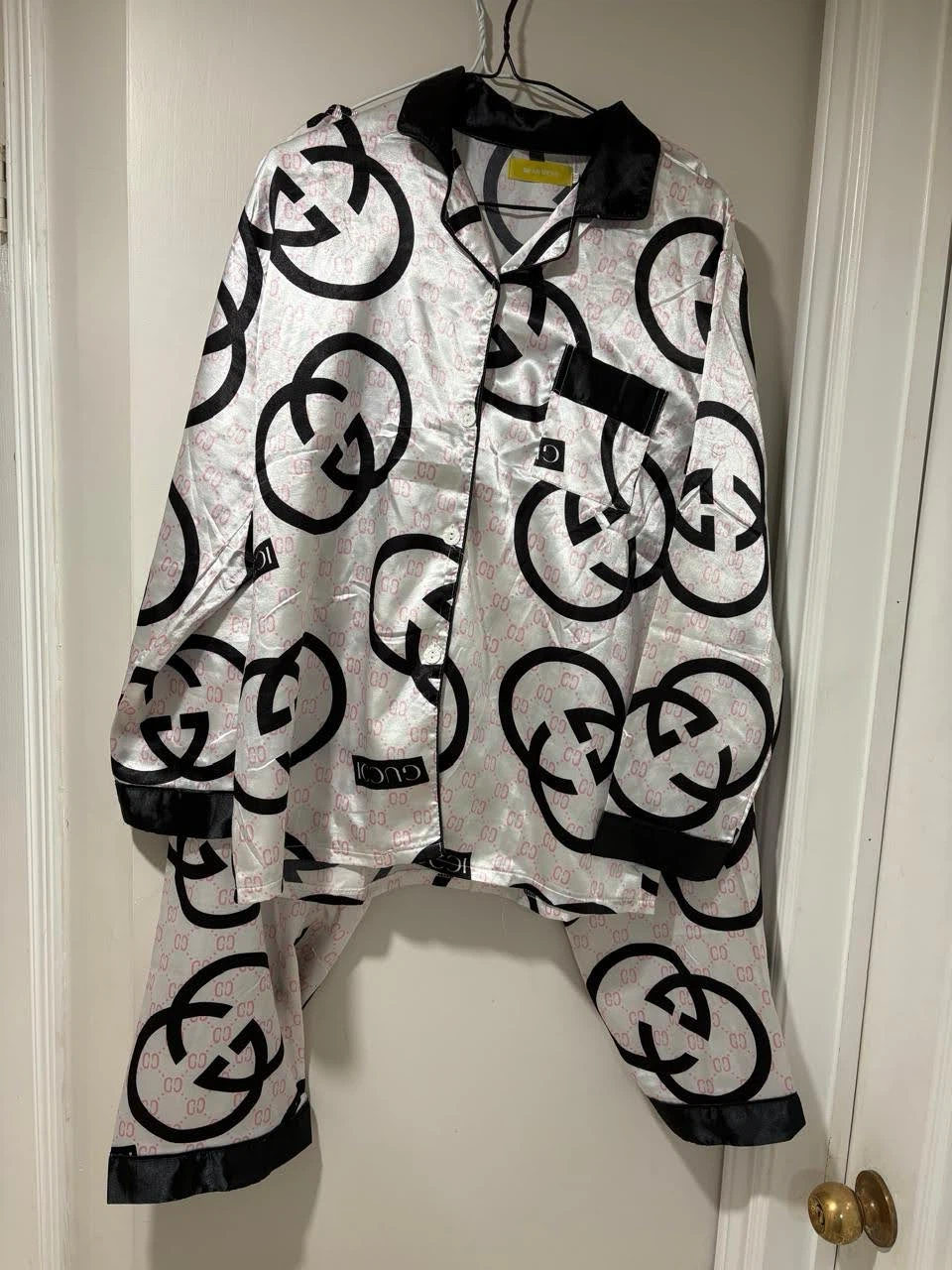 GUCCI print comfy Pyjama Set Satin Material - photo 4