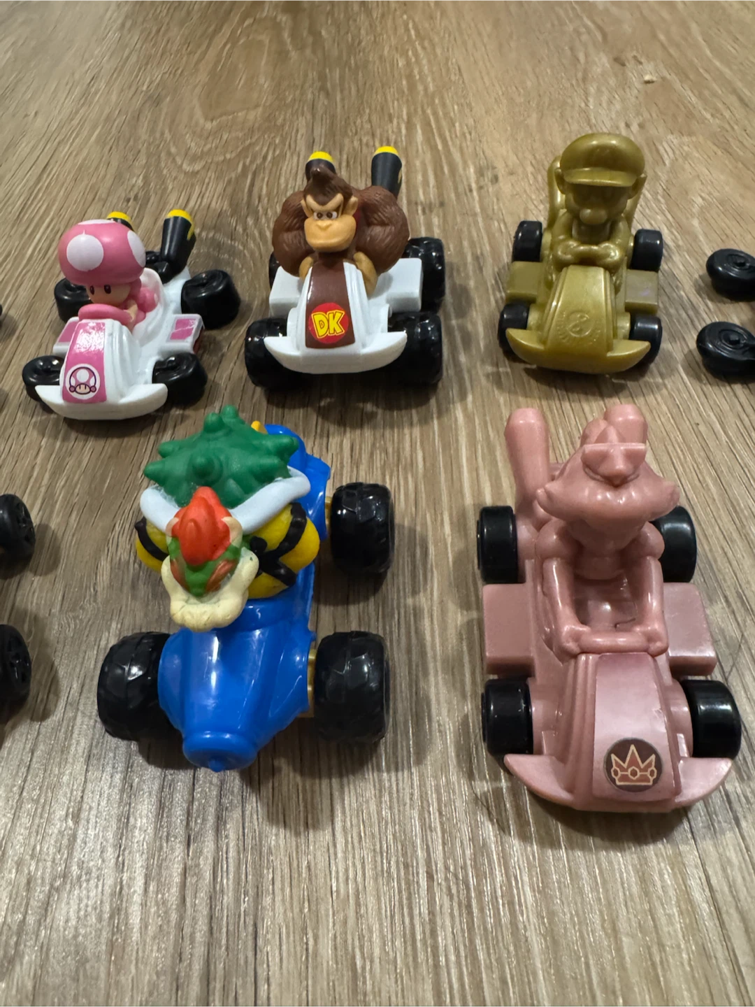 McDonald’s Mario Kart 2024 Full Set without Boxes - photo 4