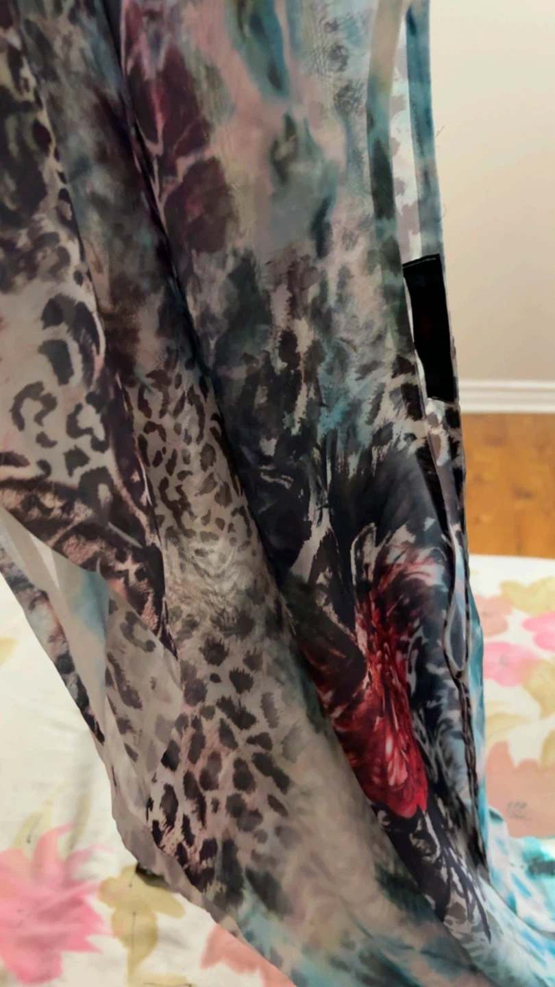 Women's Sheer Overlay Pochon Top - photo 4