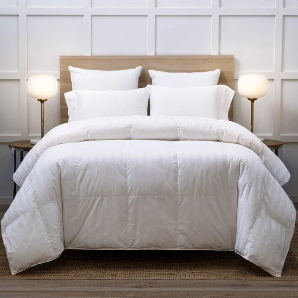 Simmons White Duck Down Duvet Queen Size