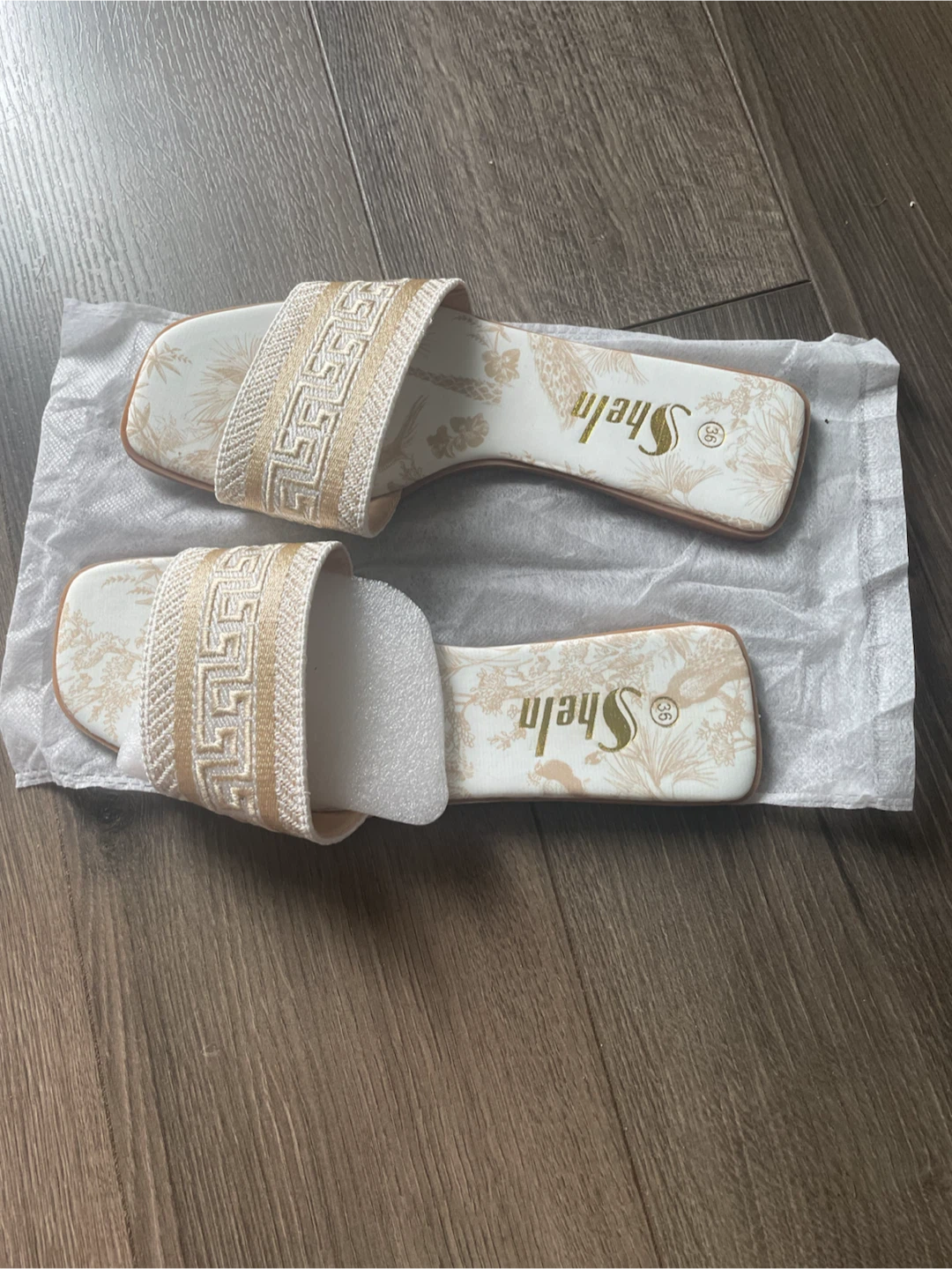 SHEIN Women's Slides Size 36 - photo 3